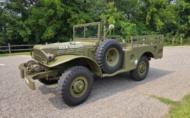 Dodge-wc-52-1942-3