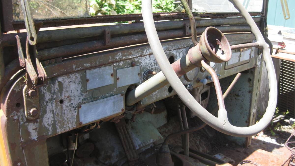 Dodge-wc52-1945-9