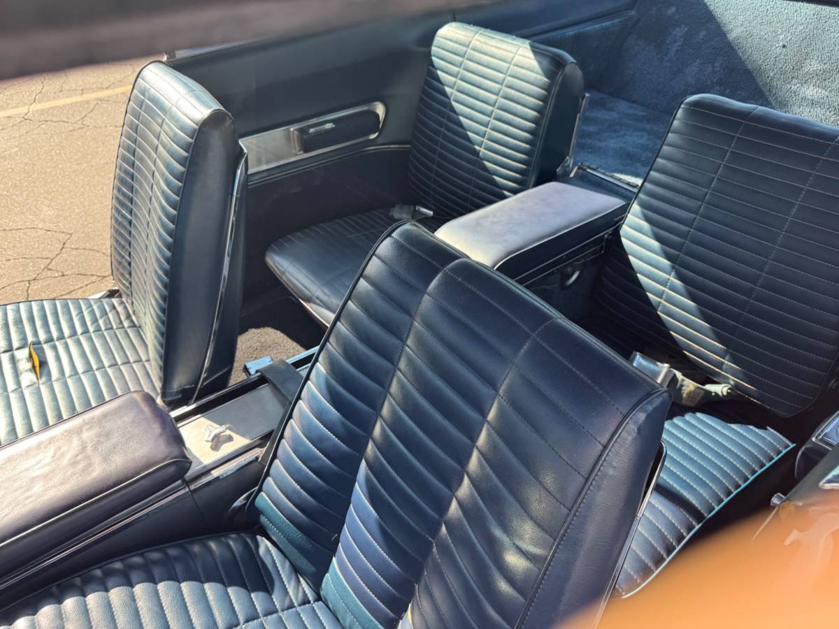 Doge-charger-1966-blue-6
