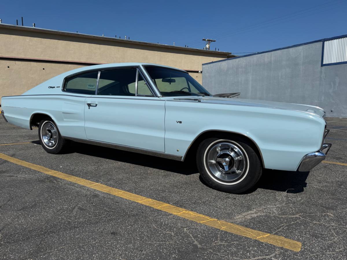 Doge-charger-1966-blue