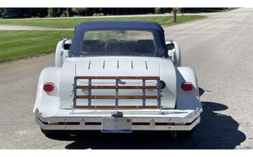 Duesenberg-Custom-1932-White-Blue-16