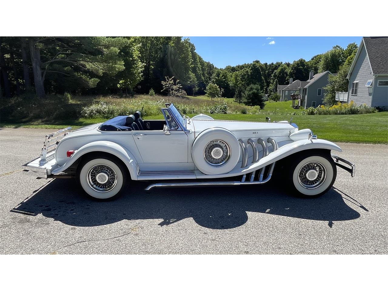 Duesenberg-Custom-1932-White-Blue-2