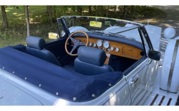 Duesenberg-Custom-1932-White-Blue-26