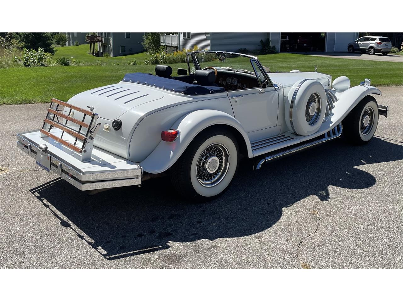 Duesenberg-Custom-1932-White-Blue-3