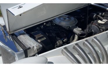 Duesenberg-Custom-1932-White-Blue-36