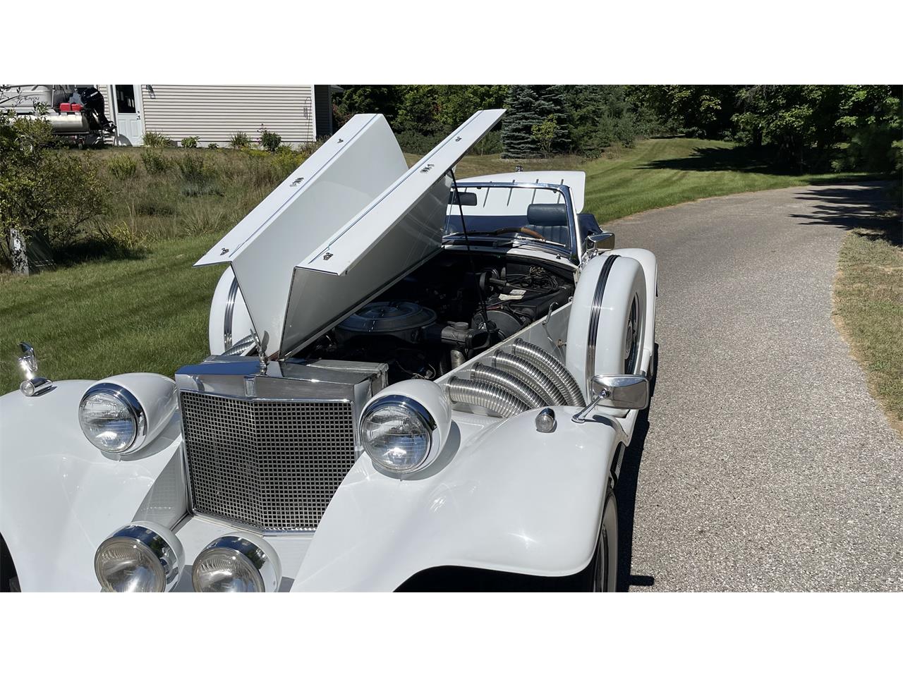Duesenberg-Custom-1932-White-Blue-39