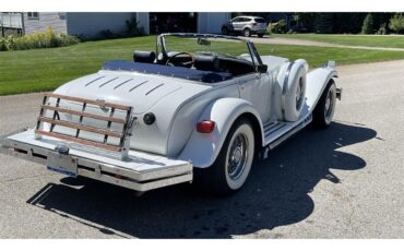Duesenberg-Custom-1932-White-Blue-4