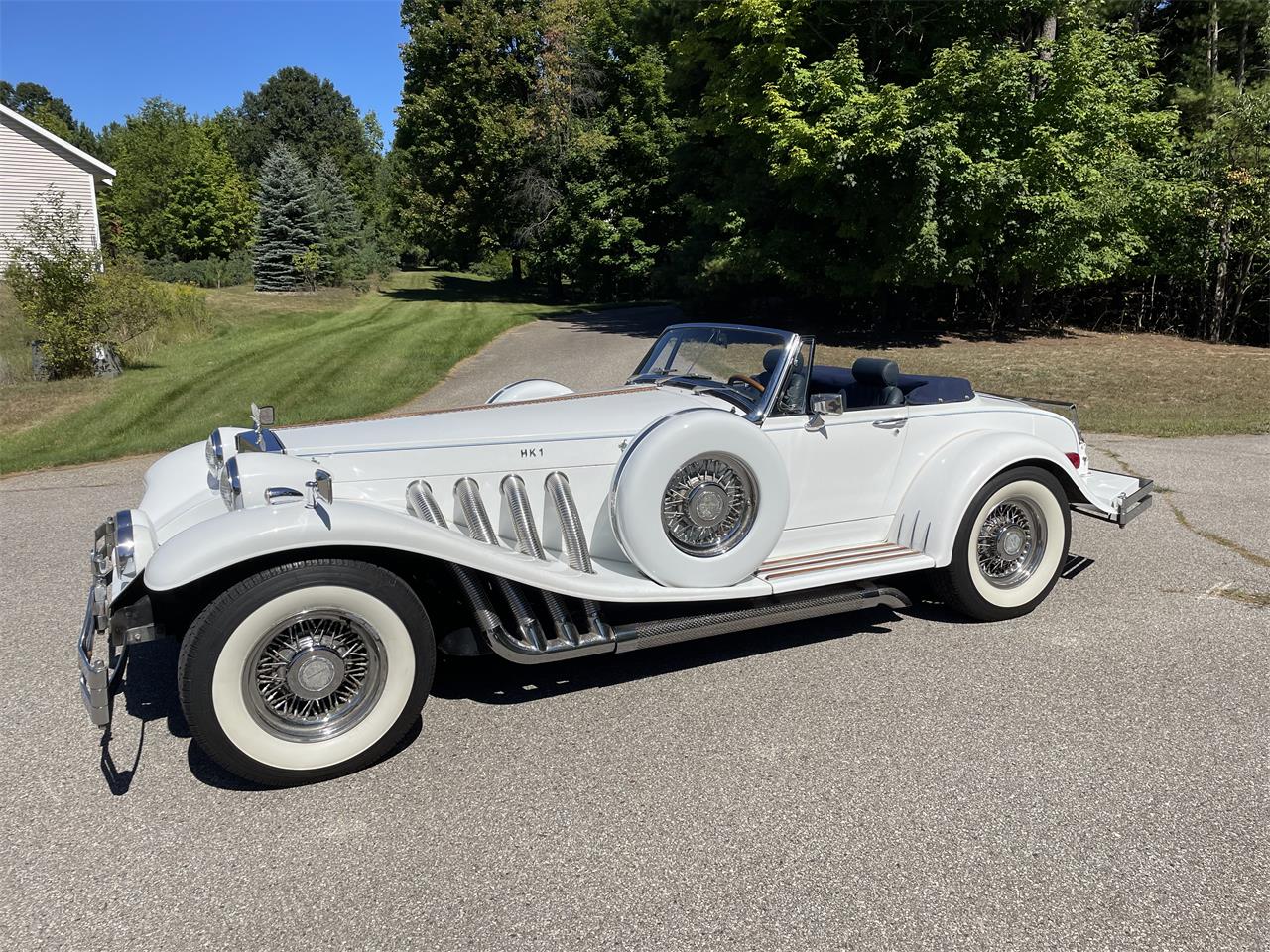 Duesenberg-Custom-1932-White-Blue-40