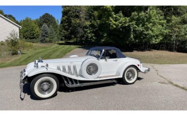 Duesenberg-Custom-1932-White-Blue-6
