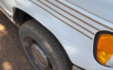 E150ford-1994-white-1