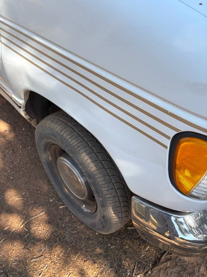 E150ford-1994-white-2