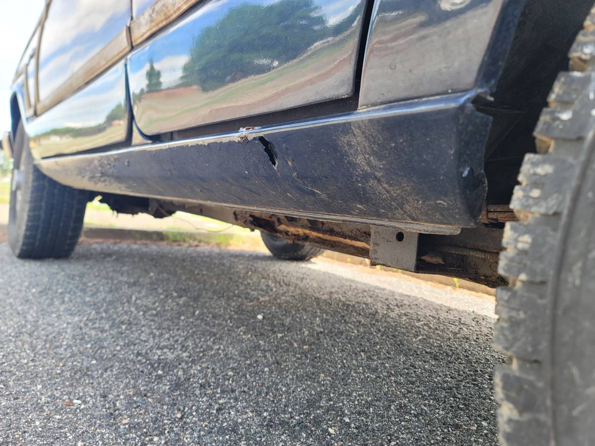 Eep-grand-wagoneer-1988-14