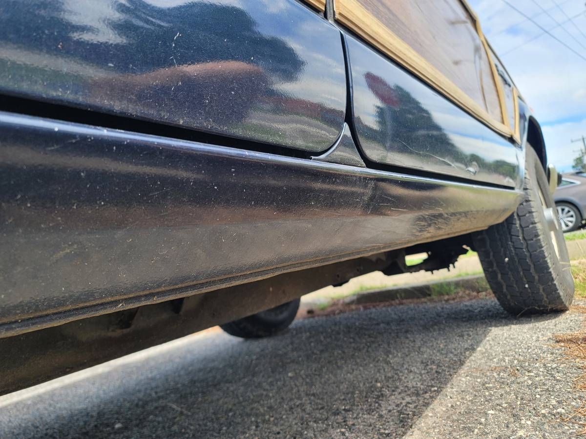 Eep-grand-wagoneer-1988-15