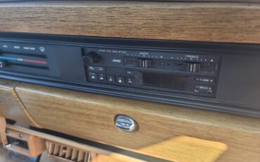 Eep-grand-wagoneer-1988-8