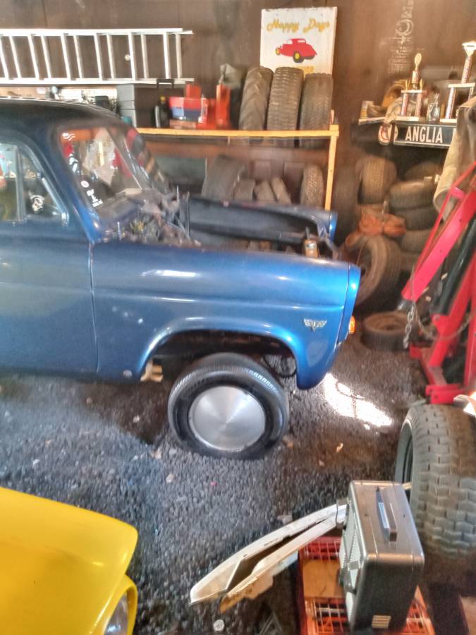 English-for-anglia-1959-blue-2