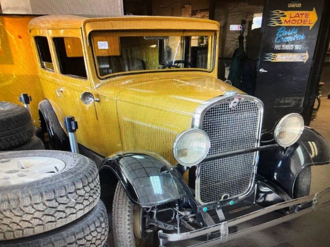 Essex-Super-six-1931-Custom-4