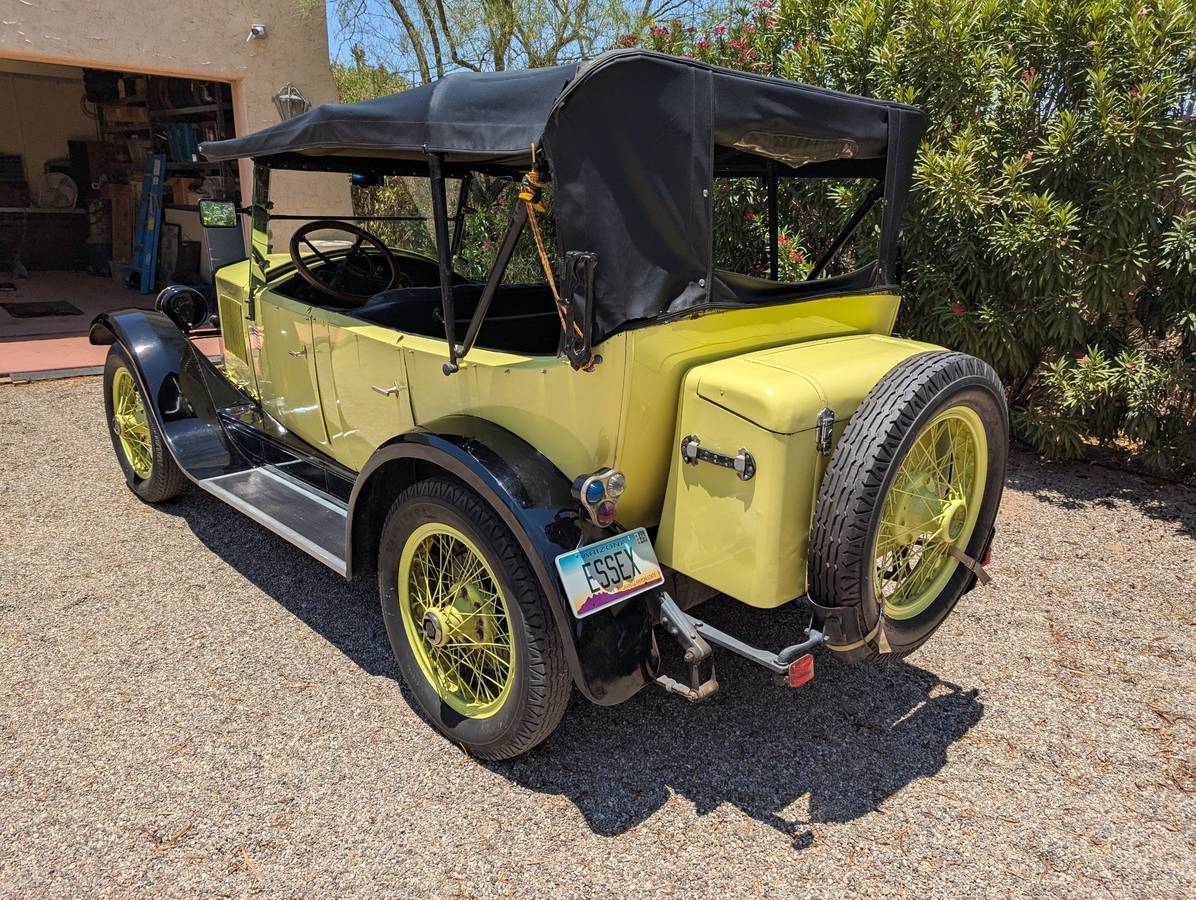 Essex-touring-1922-yellow-1