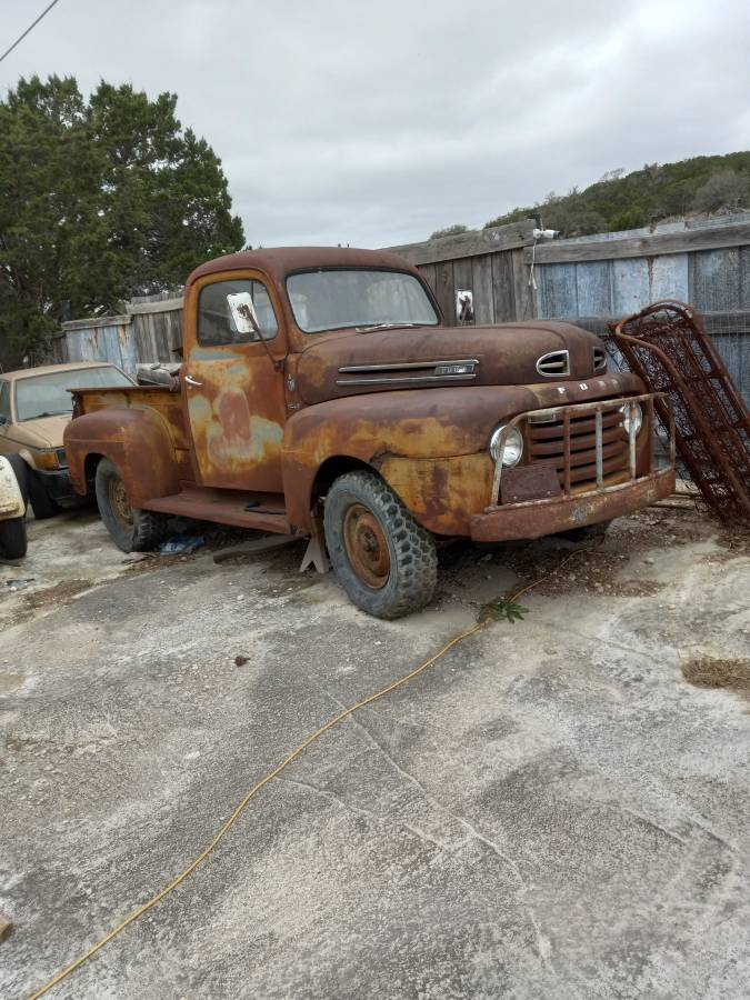 F-1-ford-track-1950-brown