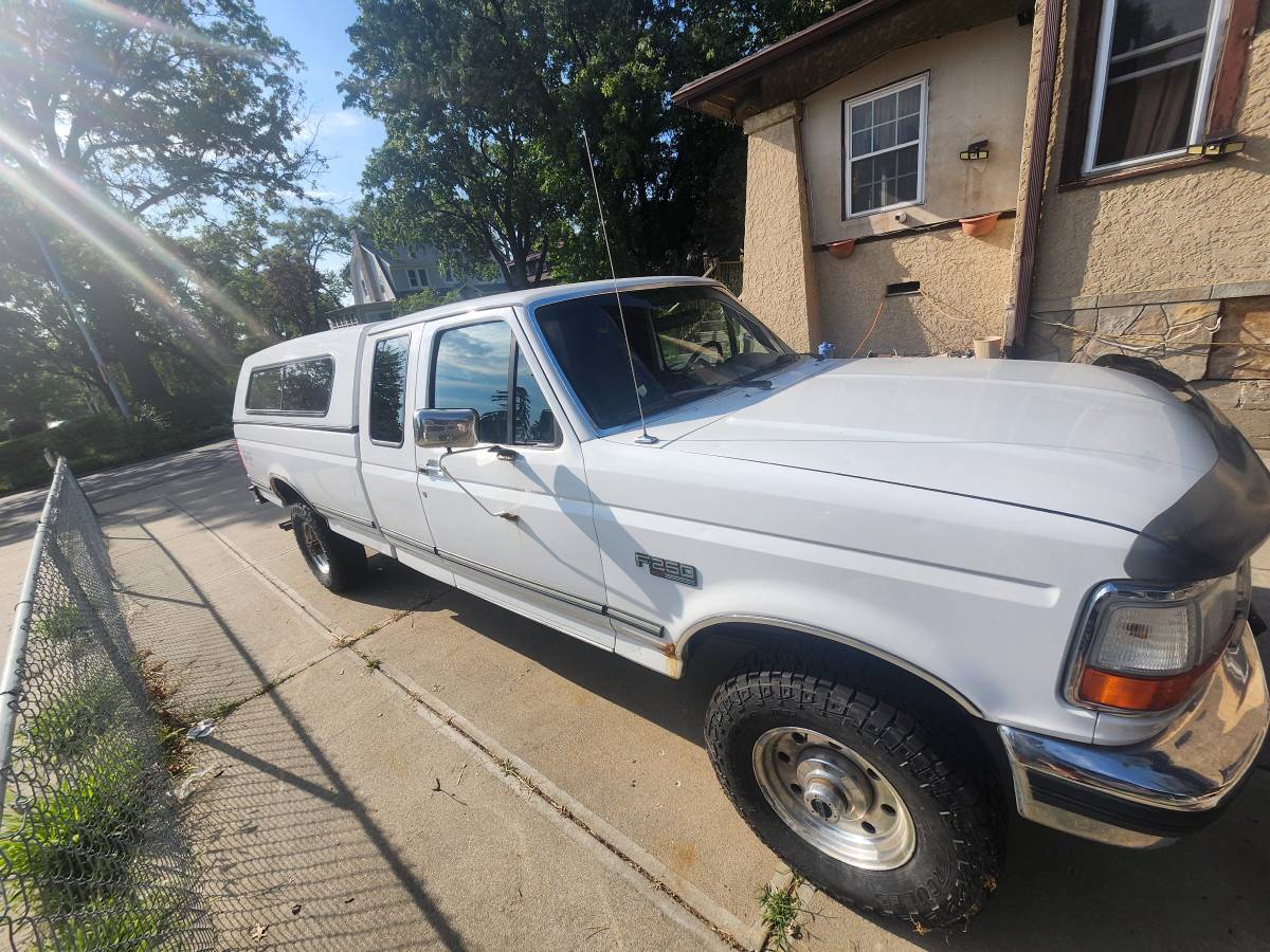 F-250-1995-white-1
