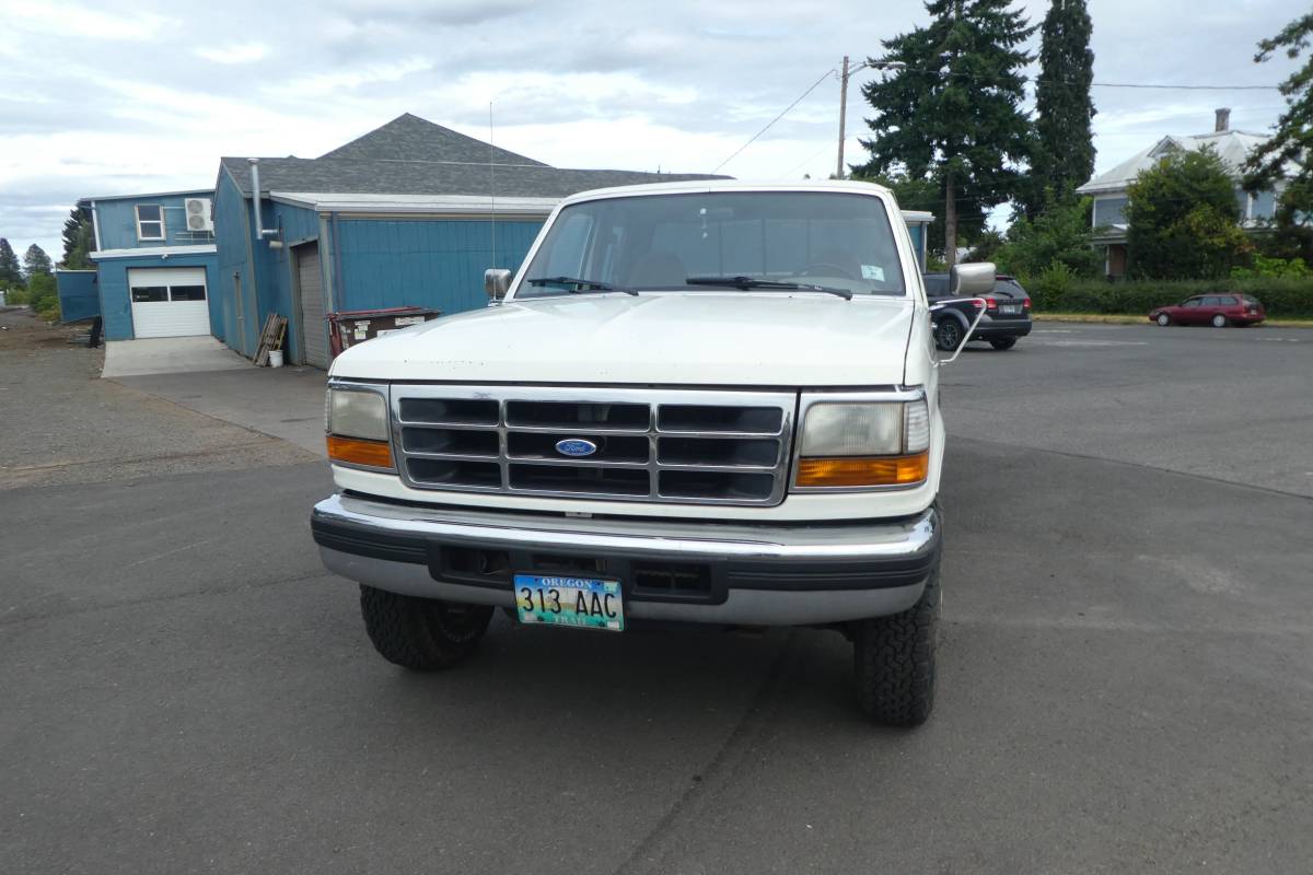 F-250-diesel-1994-white-2