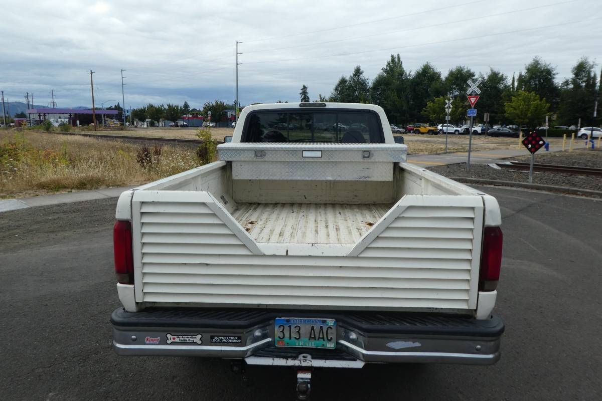 F-250-diesel-1994-white-5