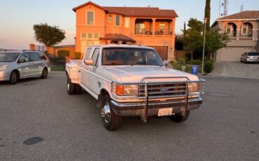 F-350-xlt-lariat-1991-white-2