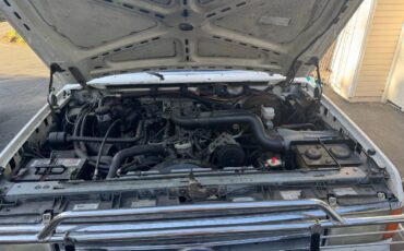F-350-xlt-lariat-1991-white-6