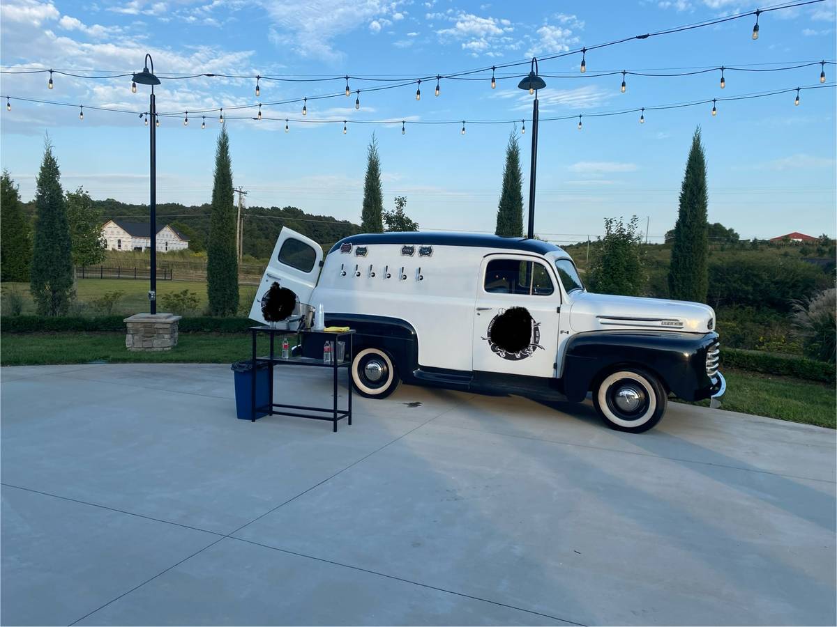 F1-panel-truck-1949-1