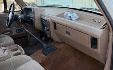 F150-lariate-1988-white-14