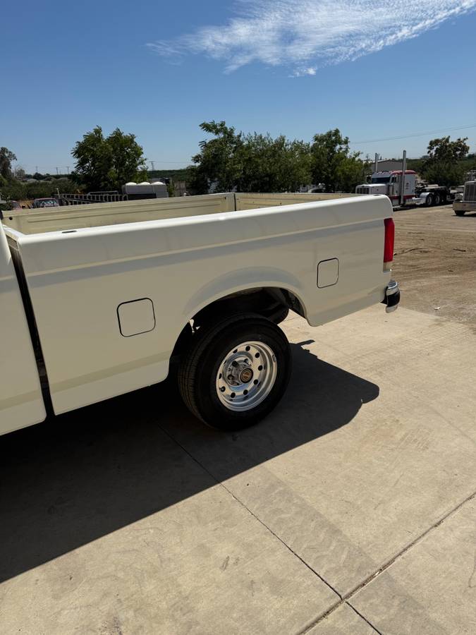 F150-lariate-1988-white-6