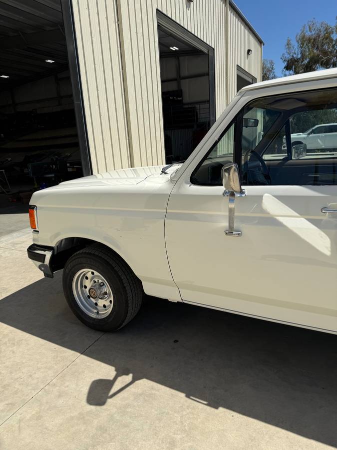 F150-lariate-1988-white-7