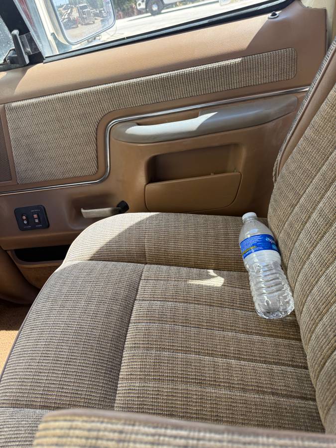 F150-lariate-1988-white-9