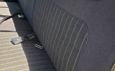 F250-2wd-6.-9-i.-d.-i-diesel-1985-grey-4