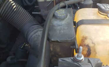 F250-2wd-6.-9-i.-d.-i-diesel-1985-grey-6