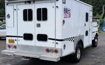 F350-4x4-ambulance-pkg-diesel-1987-white-1