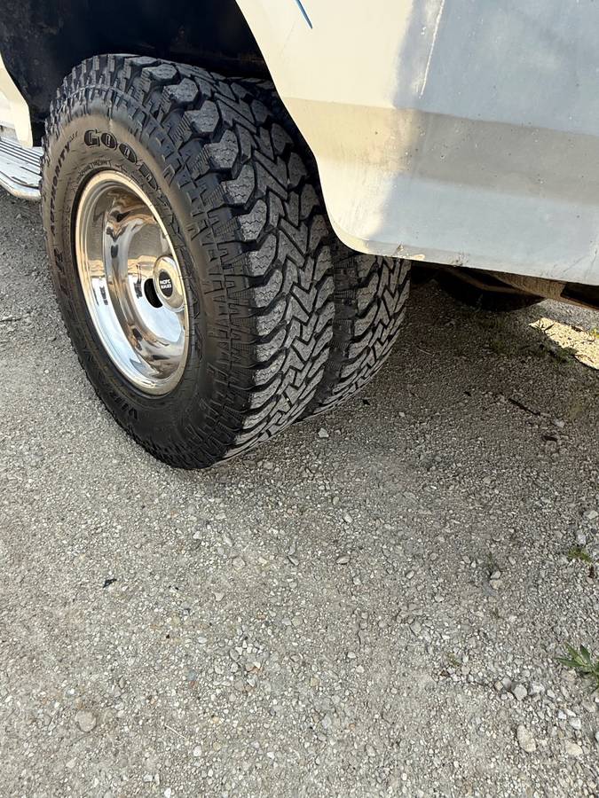 F350-dually-1989-white-7