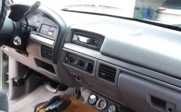 F350-extended-cab-1994-white-14