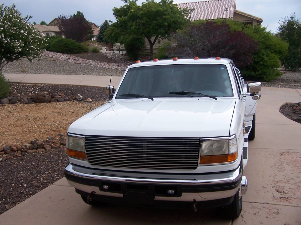 F350-extended-cab-1994-white-2
