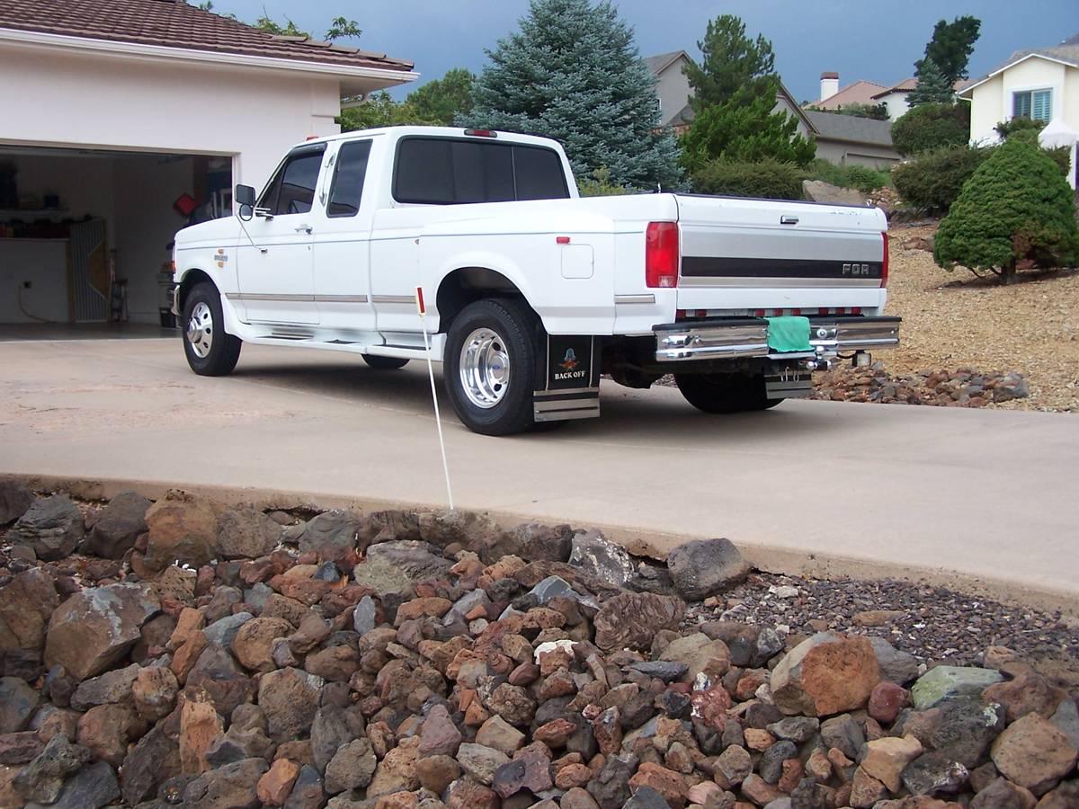 F350-extended-cab-1994-white-6