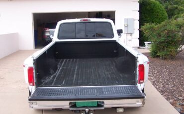 F350-extended-cab-1994-white-7