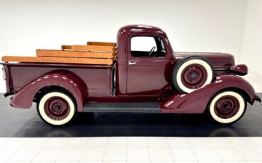 Fargo-Pickup-1937-Bright-Coach-Maroon-Black-18
