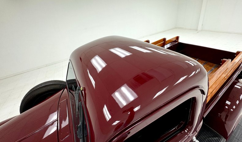 Fargo-Pickup-1937-Bright-Coach-Maroon-Black-25