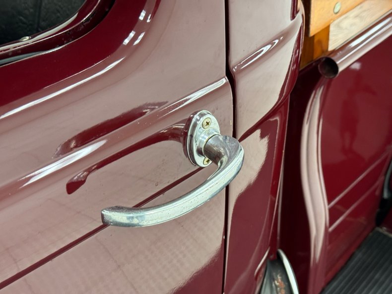 Fargo-Pickup-1937-Bright-Coach-Maroon-Black-27