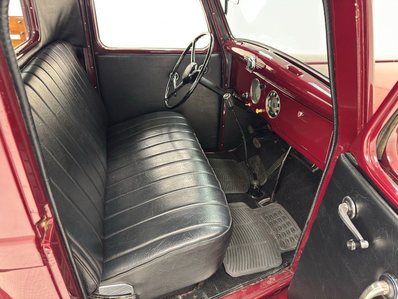 Fargo-Pickup-1937-Bright-Coach-Maroon-Black-3