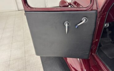 Fargo-Pickup-1937-Bright-Coach-Maroon-Black-45