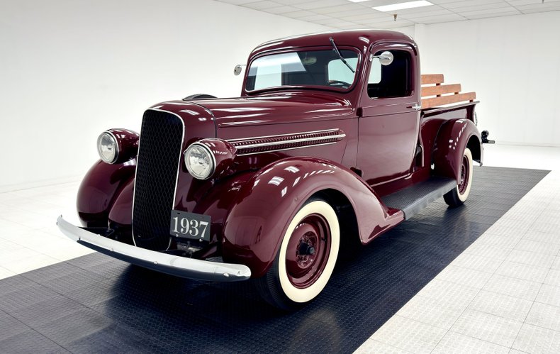 Fargo-Pickup-1937-Bright-Coach-Maroon-Black-48
