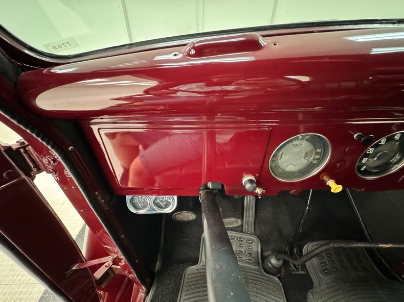 Fargo-Pickup-1937-Bright-Coach-Maroon-Black-5