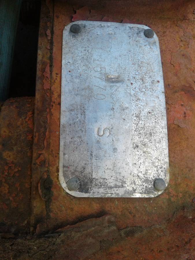 Farmall-1958-red-7