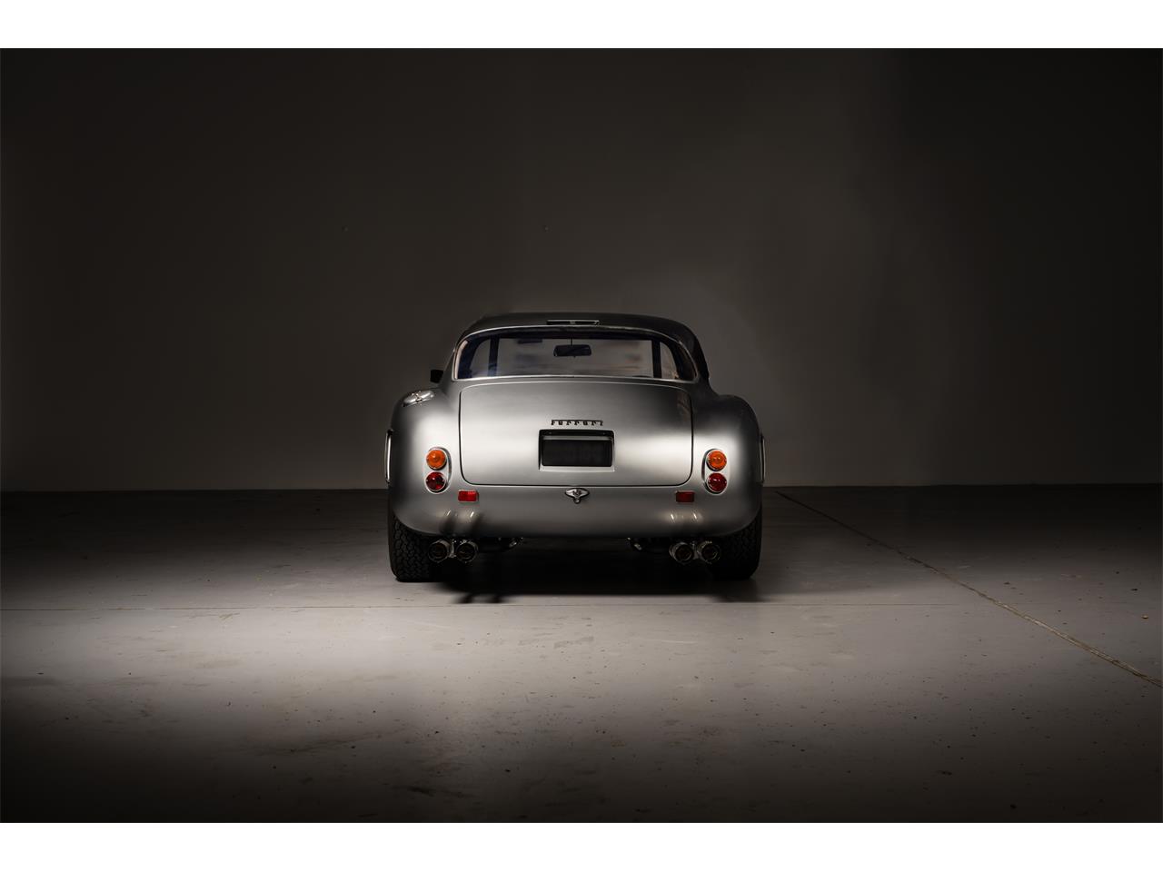 Ferrari-250-1961-GRIGIO-ARGENTO-GREY-BLACK-10