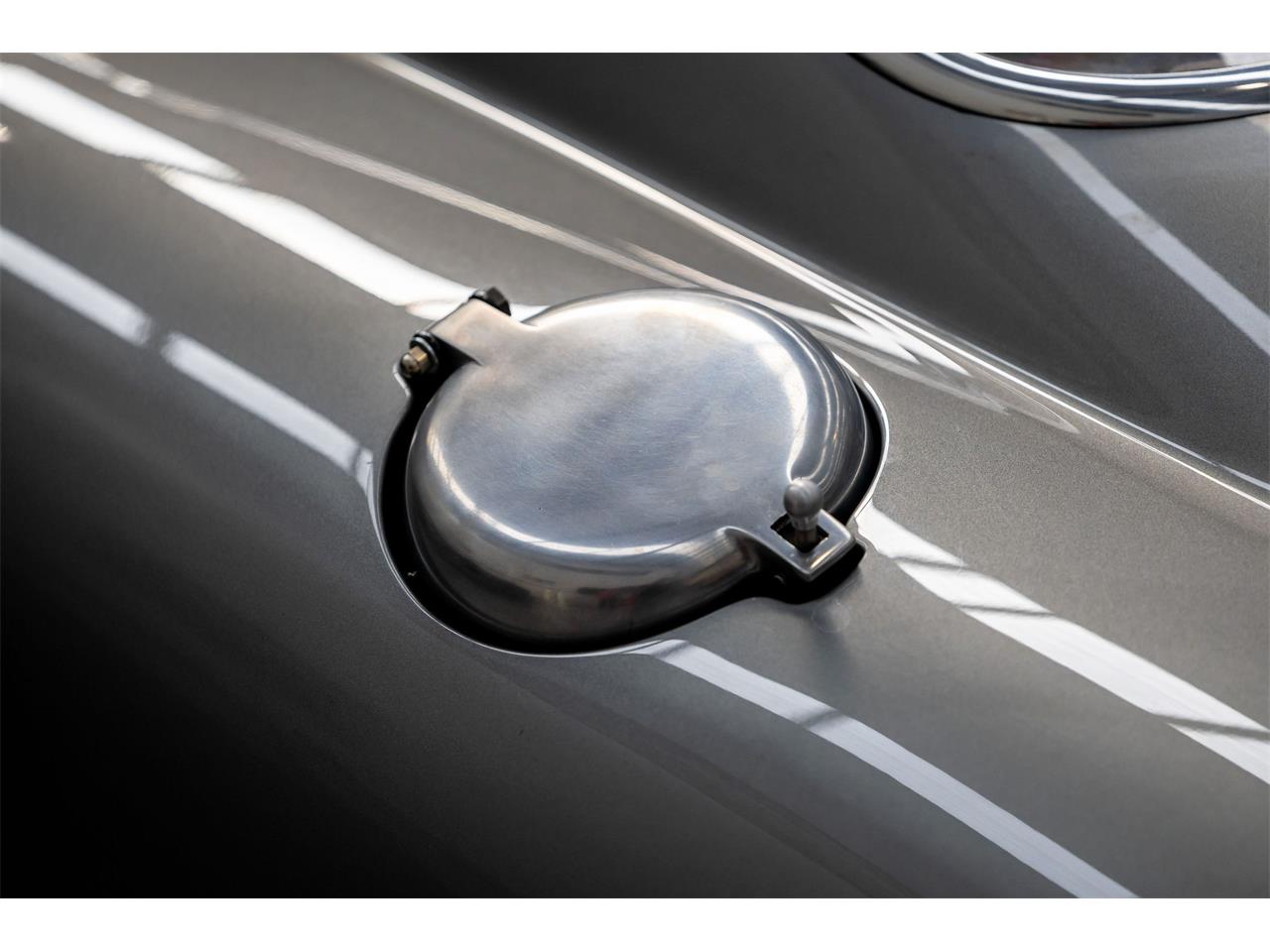 Ferrari-250-1961-GRIGIO-ARGENTO-GREY-BLACK-15
